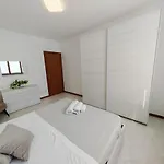 Casa Luna Arona